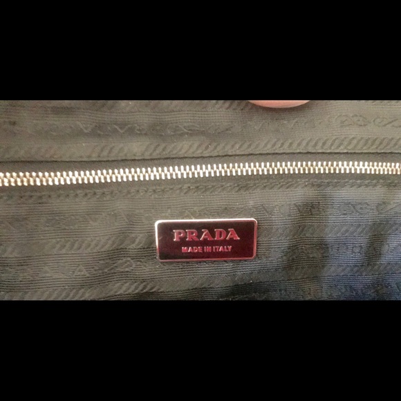 Vintage Prada Boston Bag Patent Leather, Authentic - Picture 8 of 8